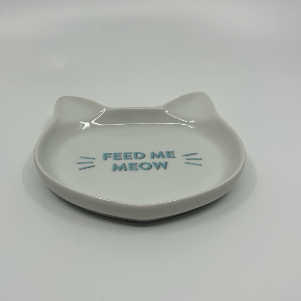 Cute Cat Plates - Picture 3 of 4